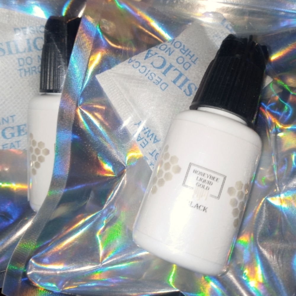 HONEYBEE EYELASH ADHESIVE